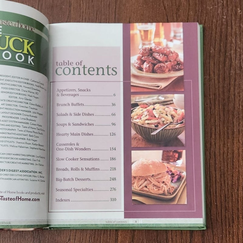 Taste of Home the Ultimate Potluck Cookbook