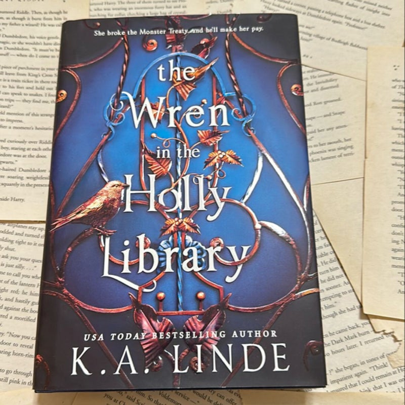 The Wren in the Holly Library (Deluxe Limited Edition)