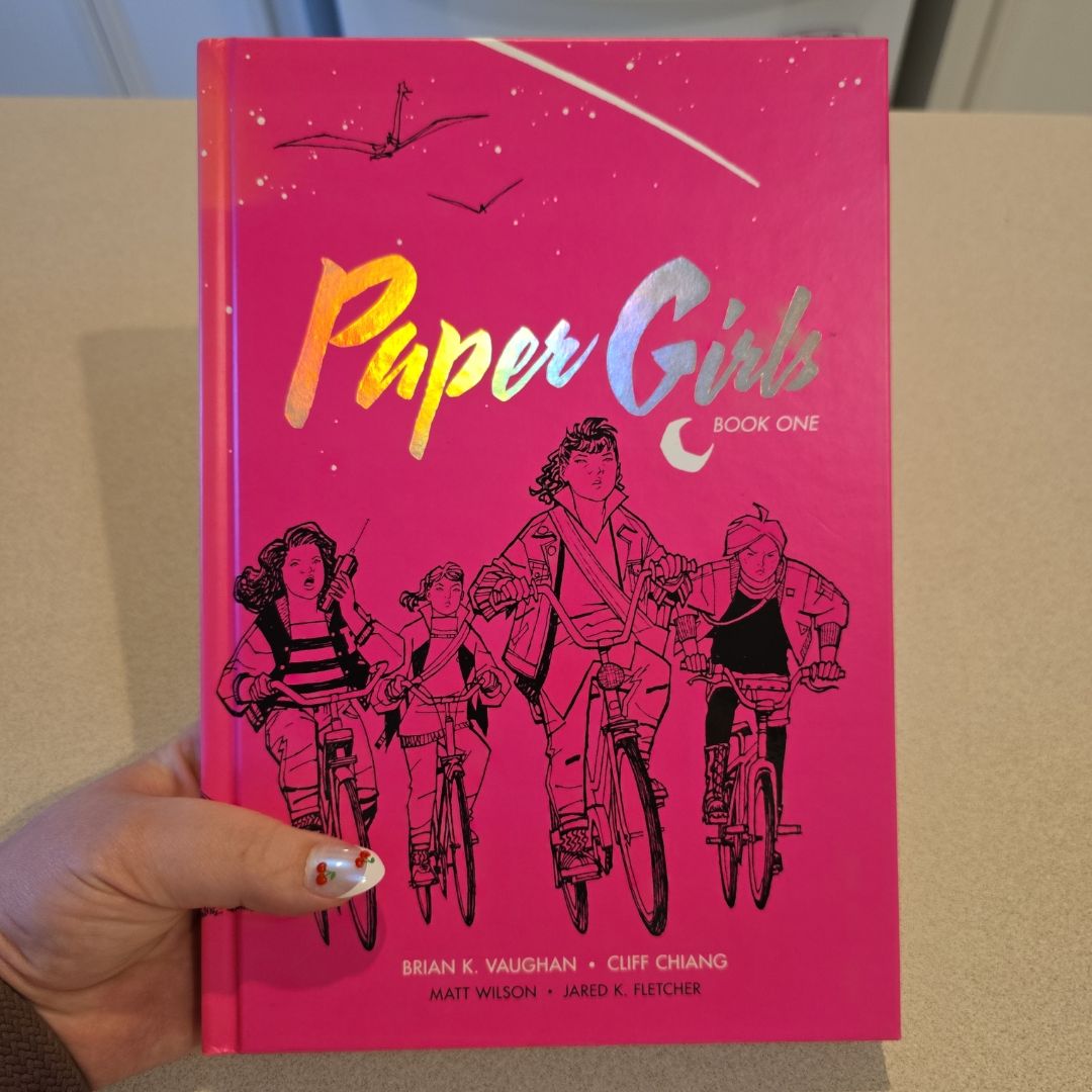Paper Girls Deluxe Edition Volume 1