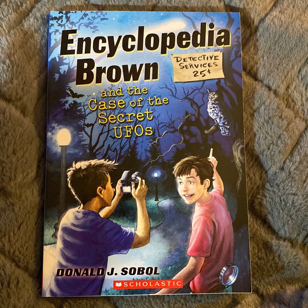 Encyclopedia Brown and the Case of the Secret UFOs