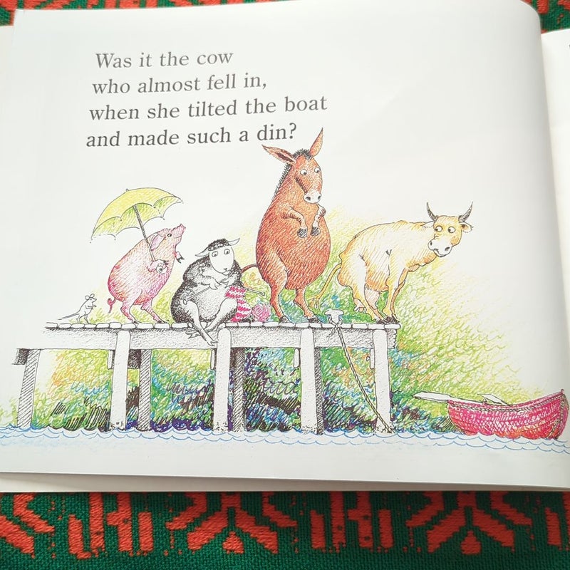 Who Sank the Boat? by Pamela Allen, Paperback Pangobooks