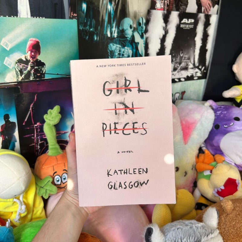 Girl in Pieces