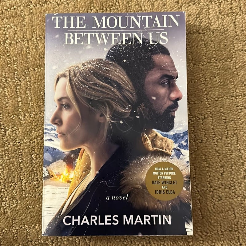 The Mountain Between Us (Movie Tie-In)