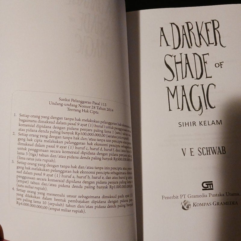 A Darker Shade of Magic (Indonesian language)