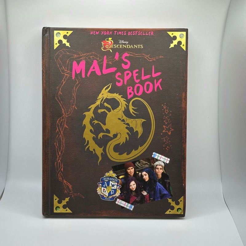 Descendants: Mal's Spell Book