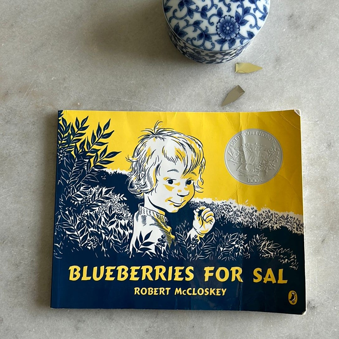 Blueberries For Sal By Robert McCloskey, Paperback | Pangobooks