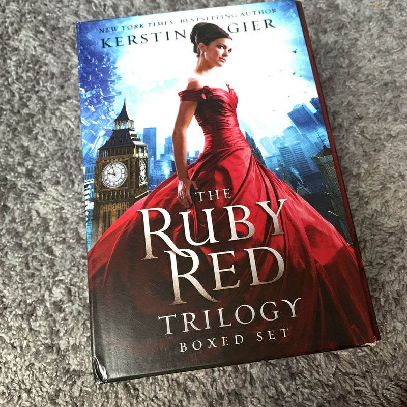 Ruby Red (The Ruby Red Trilogy, 1) by Gier, Kerstin