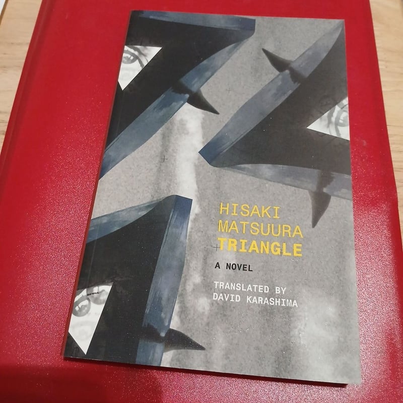 Triangle by Hisaki Matsuura; David Karashima, Paperback | Pangobooks
