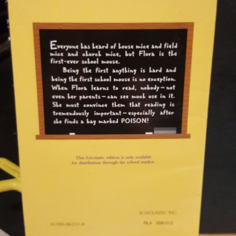 The School Mouse by Dick King-Smith, Paperback | Pangobooks