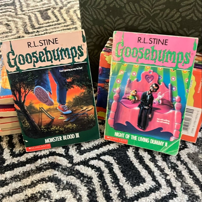 Goosebumps 16 Book Lot