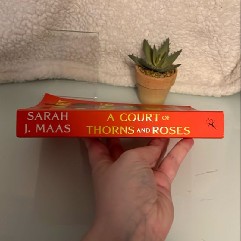 A Court of Thorns and Roses