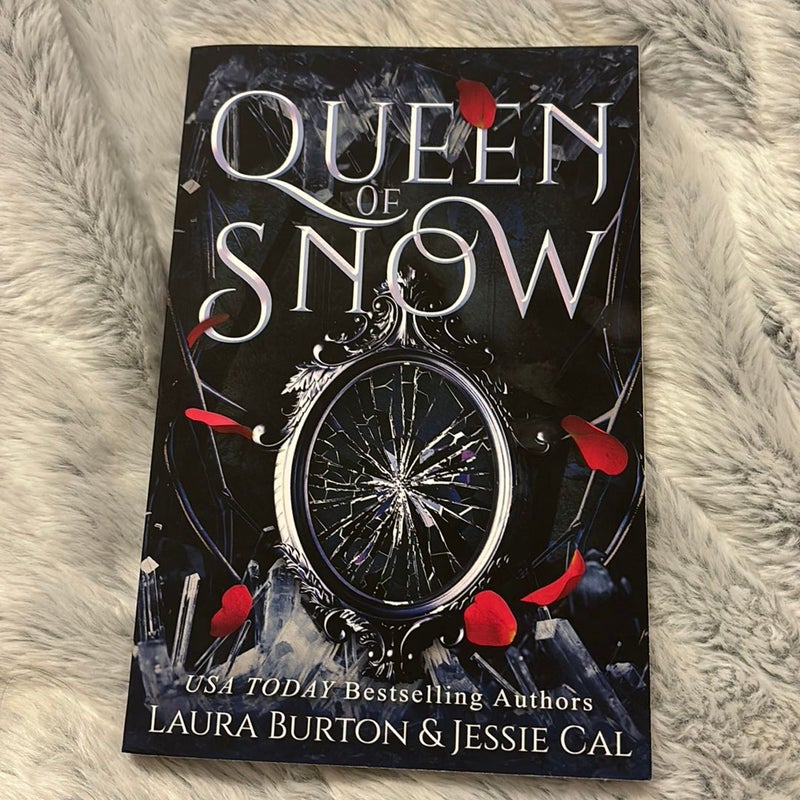 Queen of Snow by Laura Burton and Jessie Cal Paperback Pangobooks