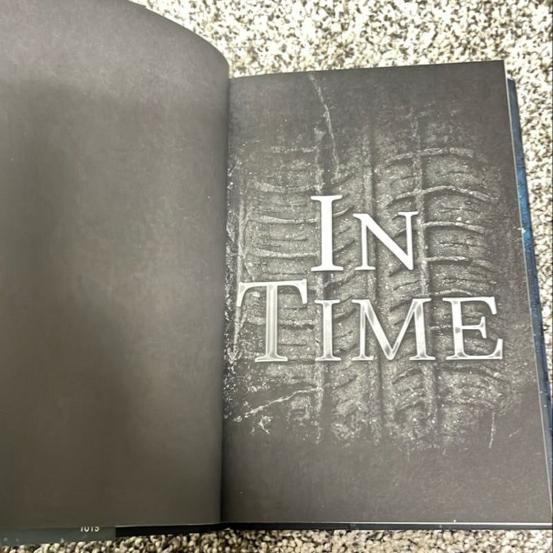 Through the Dark (a Darkest Minds Collection)