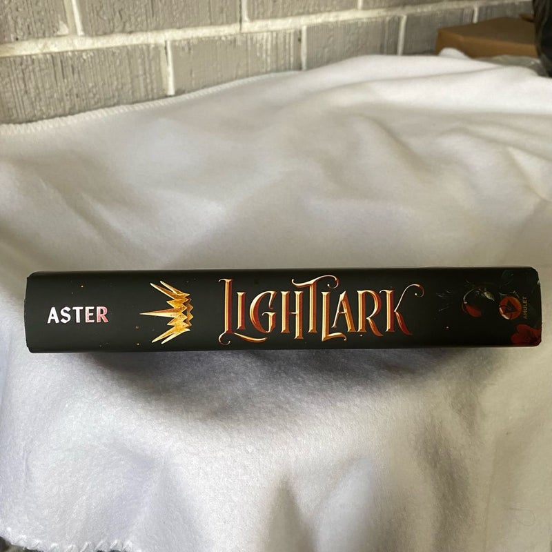 Lightlark (Book 1)