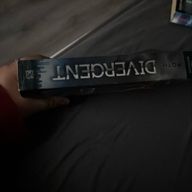 Divergent