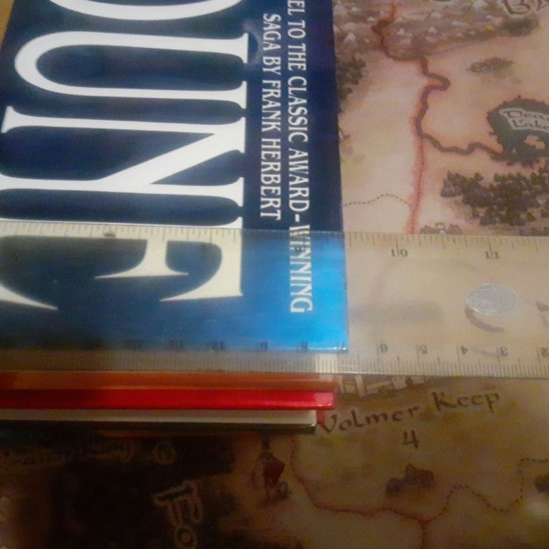 Dune Hardcover Prequel Trilogy 3 Book Lot! House Atreides, House Harkonnen, & House Corrino.
1st editions.

=0

