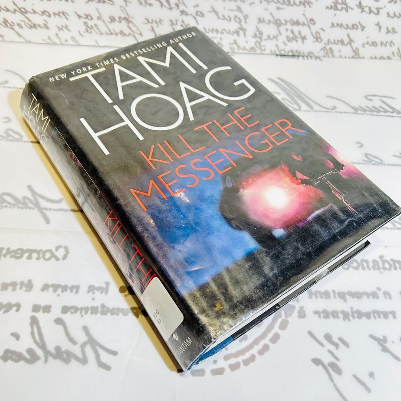 Tami Hoag 5 Book Bundle 