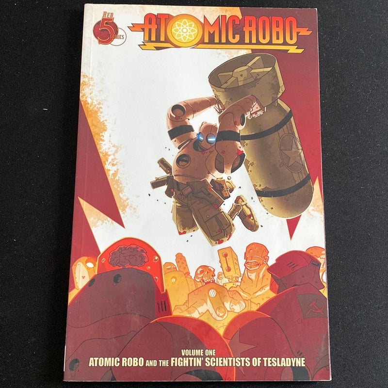 Atomic Robo and the Fightin Scientists of Tesladyne