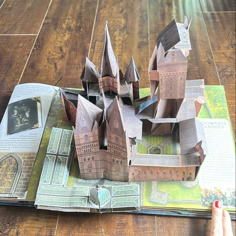 Harry Potter: a Pop-Up Guide to Hogwarts