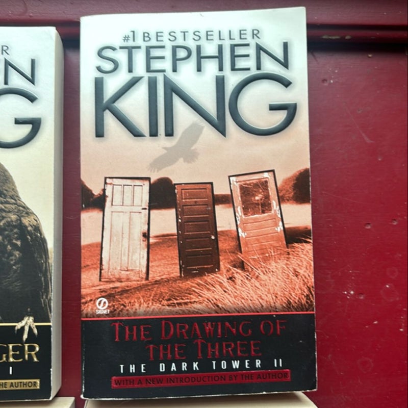 Lot of 4: Dark Tower Series (Book I - IV)