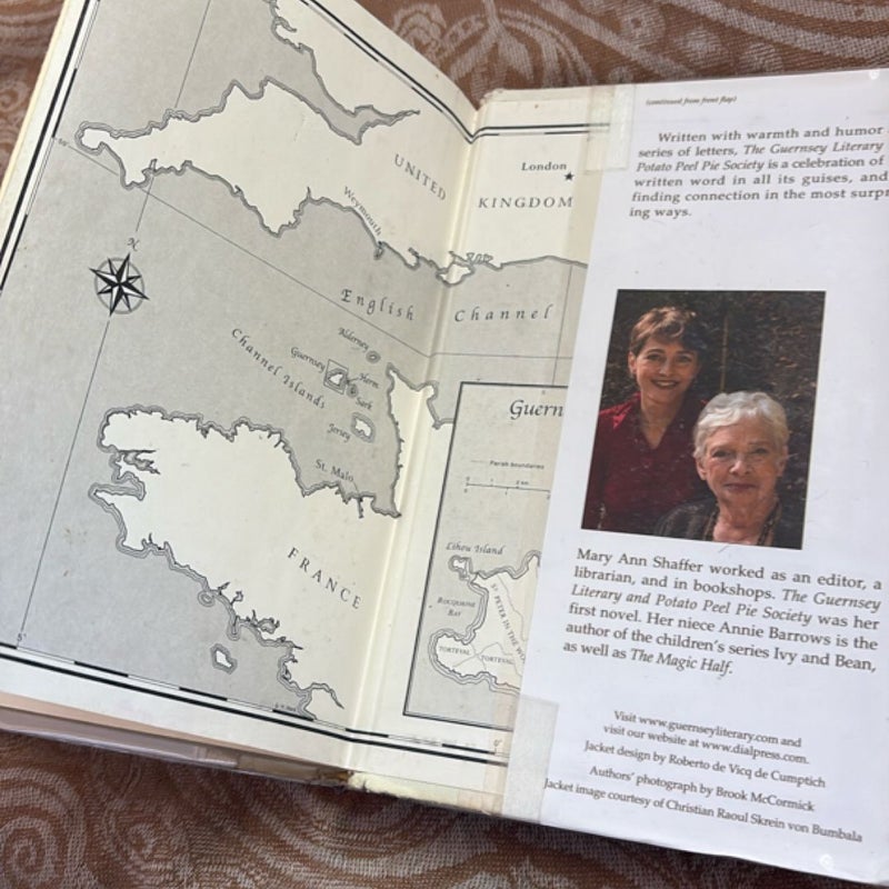 The Guernsey Literary and Potato Peel Pie Society