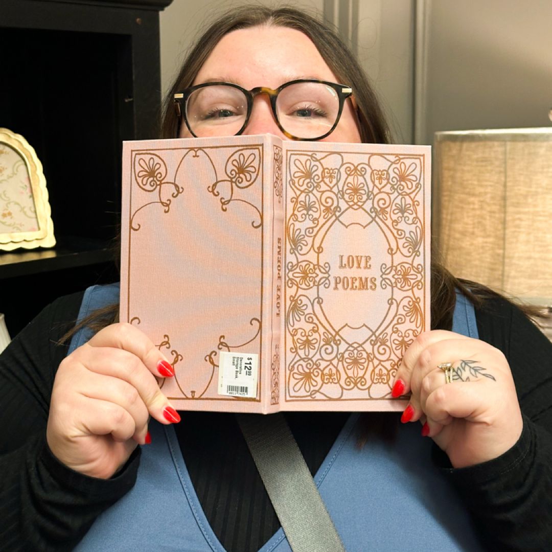 Christy Carroll (crittycrittybangbang)