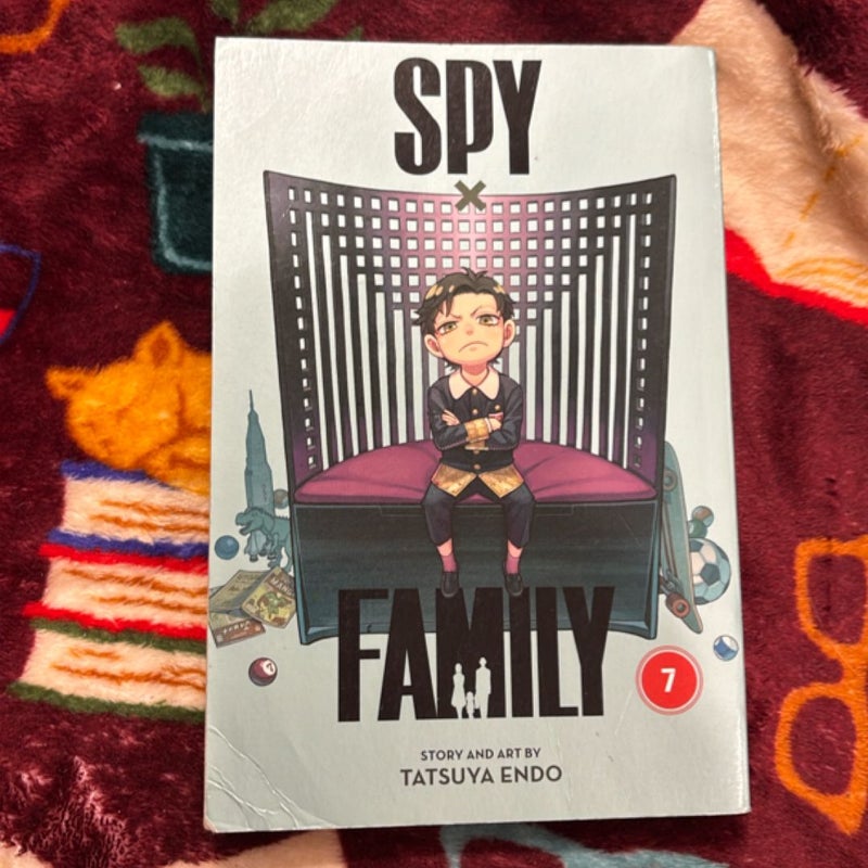 Spy X Family, Vol. 7