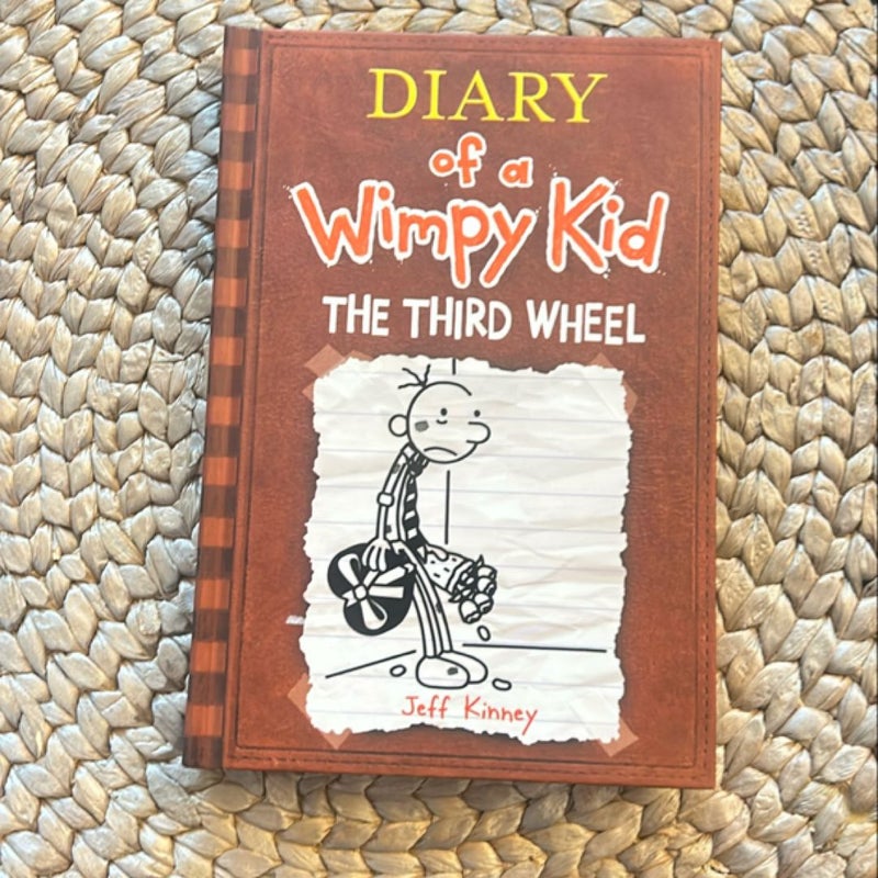 The Third Wheel (Diary of a Wimpy Kid, Book 7)