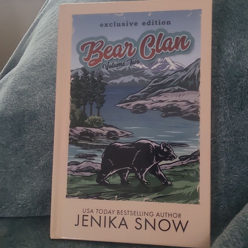 Exclusive edition bear clan volume two **Signed **