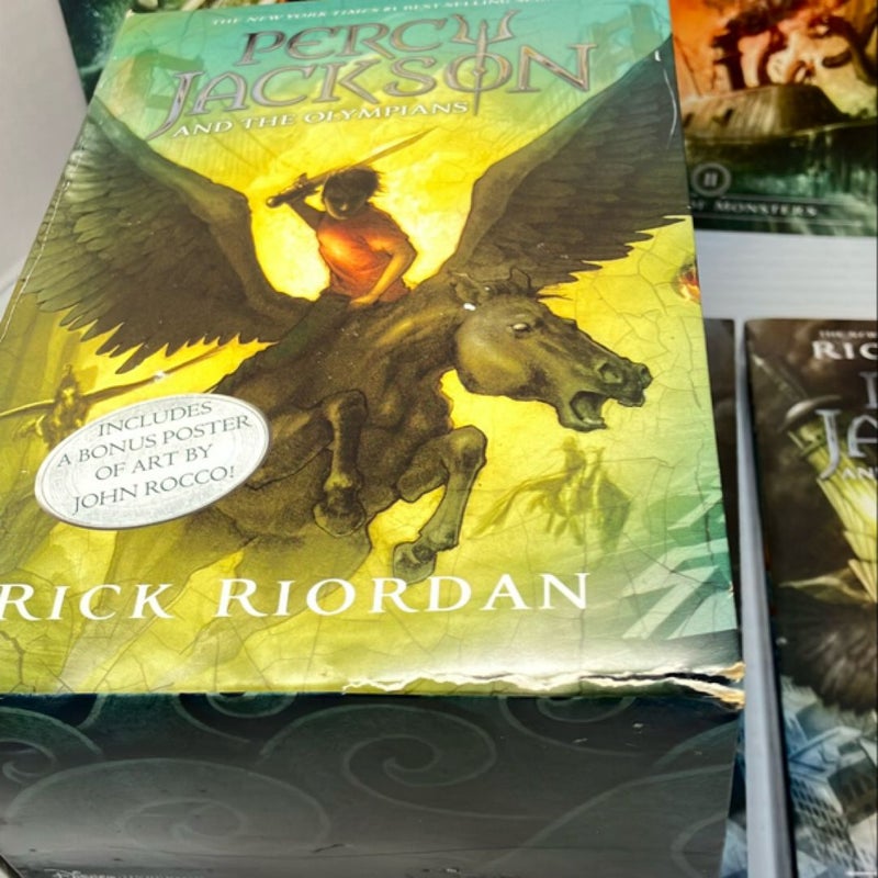 Percy Jackson and the Olympians 5 box set(no poster)