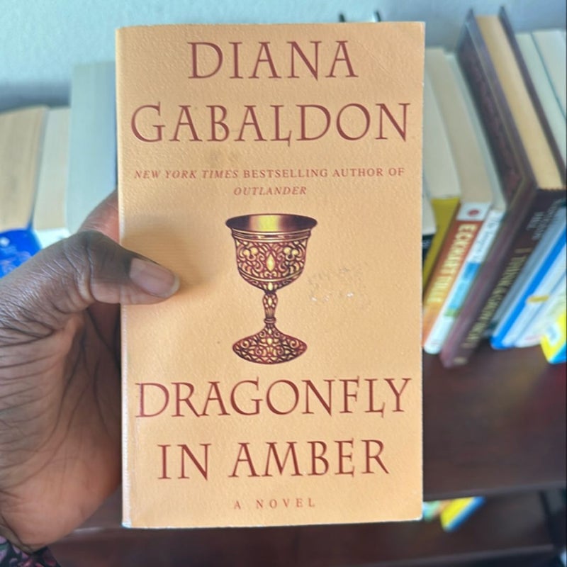 Dragonfly in Amber-Outlander Series