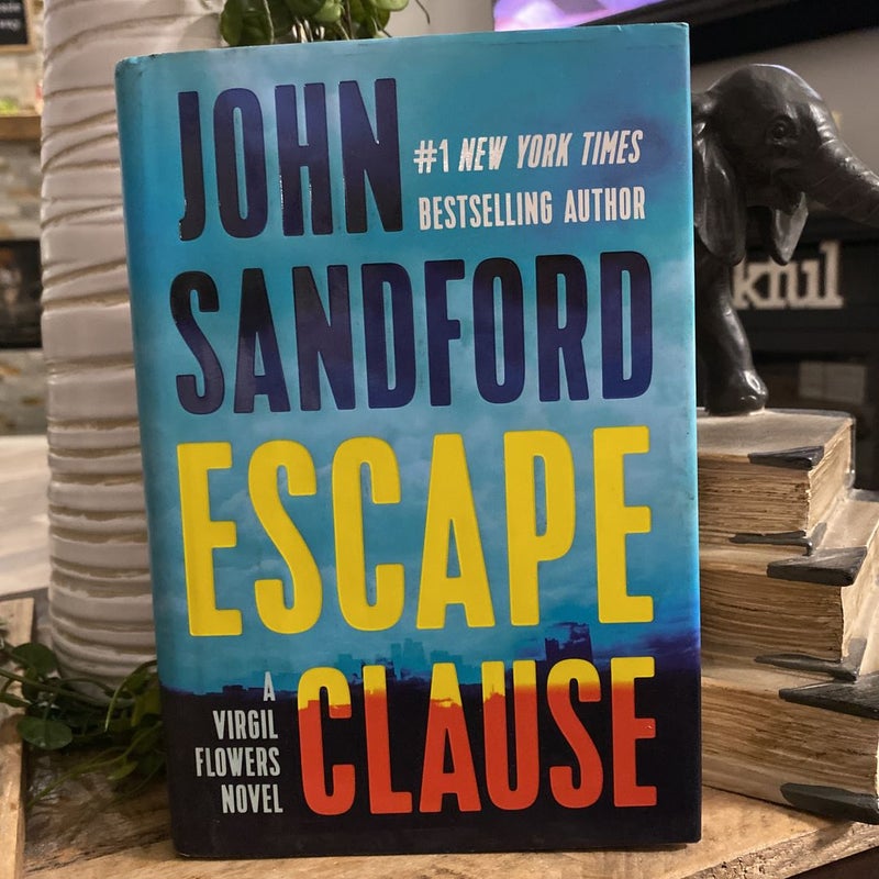 Escape Clause: Sandford, John: 9780399168918: Books 