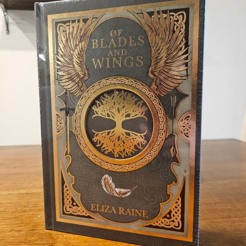 Fabled Exclusive *SIGNED * Of Blade and Wings