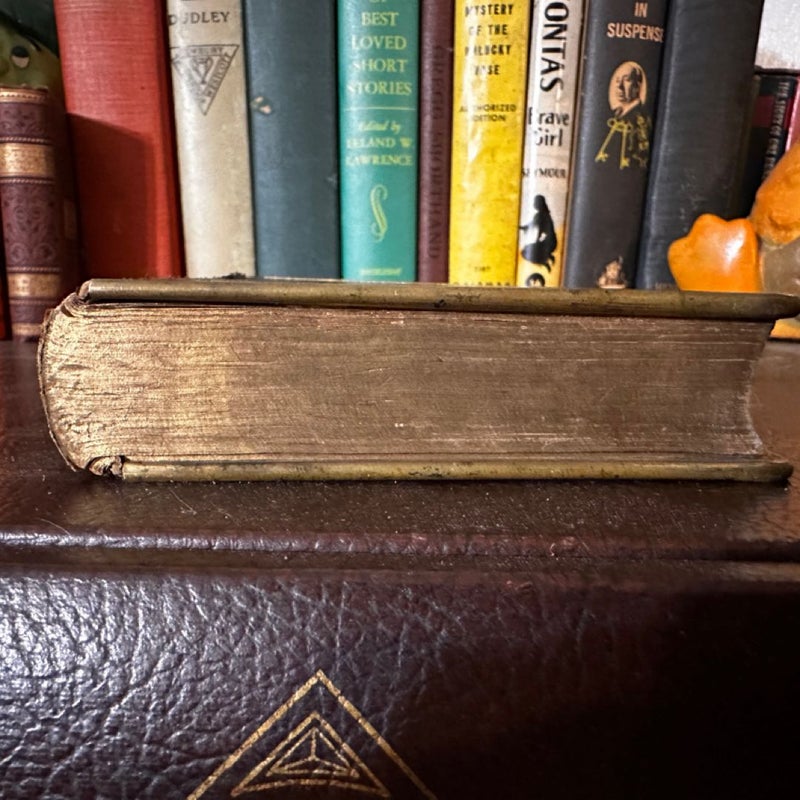 Holy bible 1804 Antique Clasp Hard Cover Book