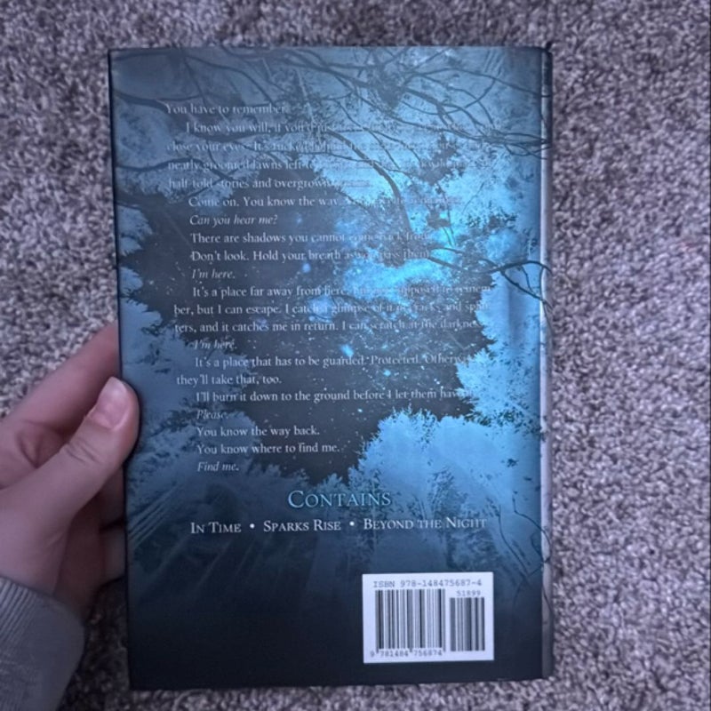 Through the Dark (a Darkest Minds Collection)