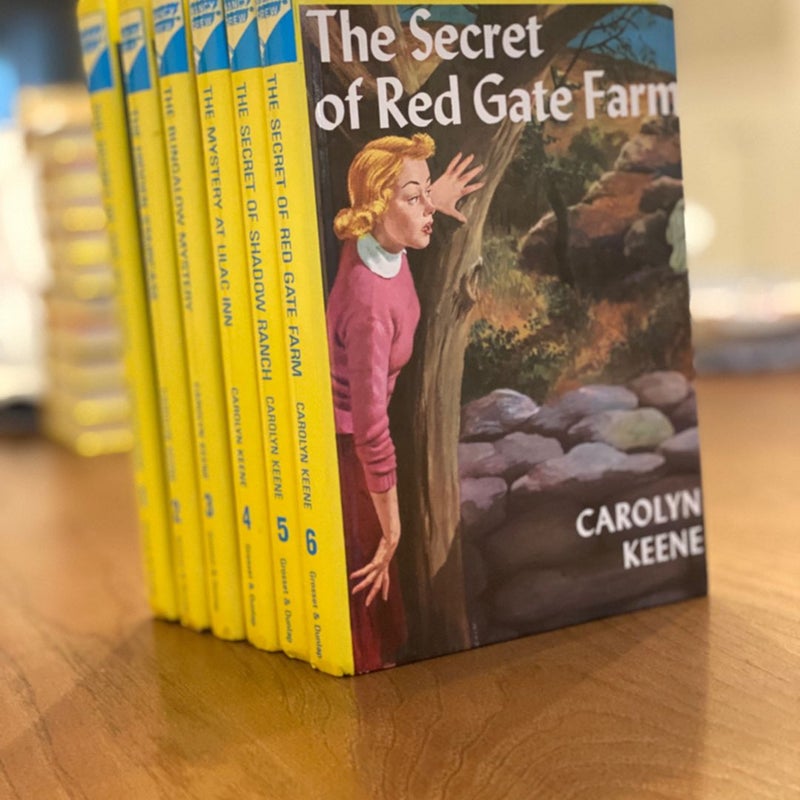 Nancy Drew Bundle 1-6 The Secret of the Old Clock, The Hidden Staircase, The Bungalow Mystery, The Mystery at Lilac Inn, The Secret of Shadow Ranch, The Secret of Red Gate Farm