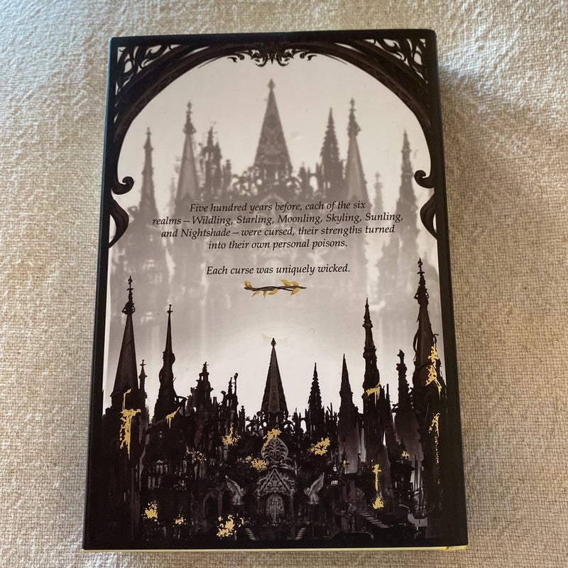 Lightlark - Bookish Box Signed Special Edition