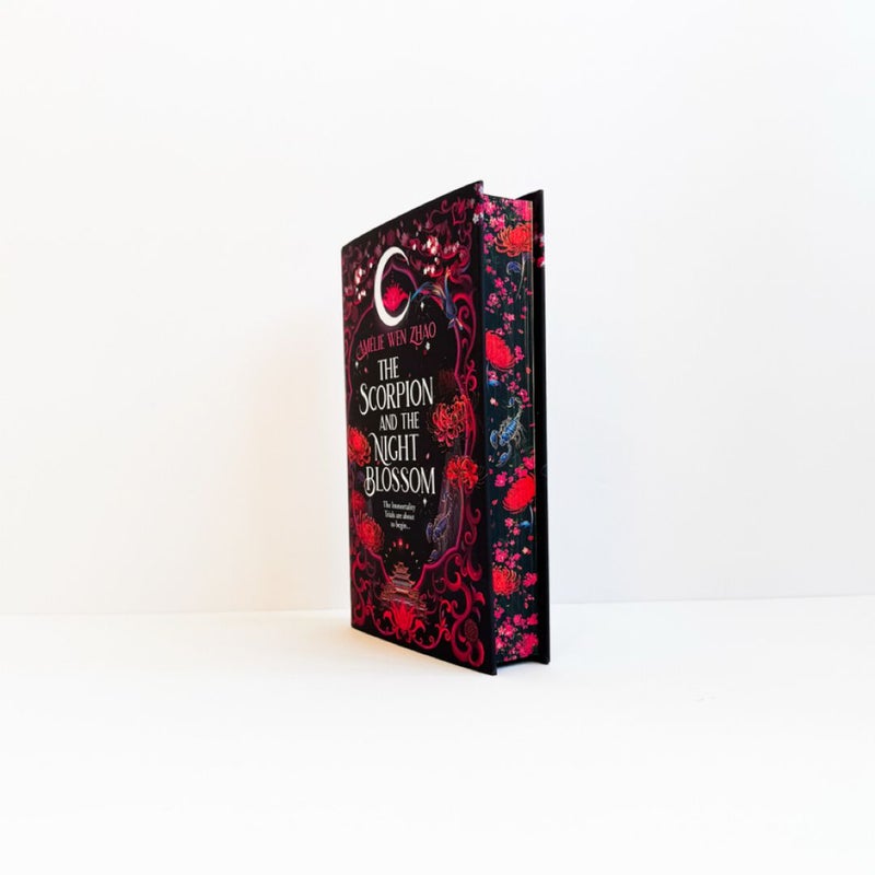 The Scorpion and the Night Blossom (Fairyloot Exclusive Edition)