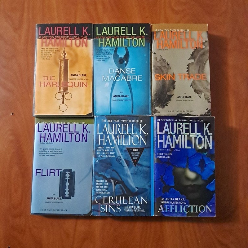 Vampire Hunter Series: Bundle of 6 PB