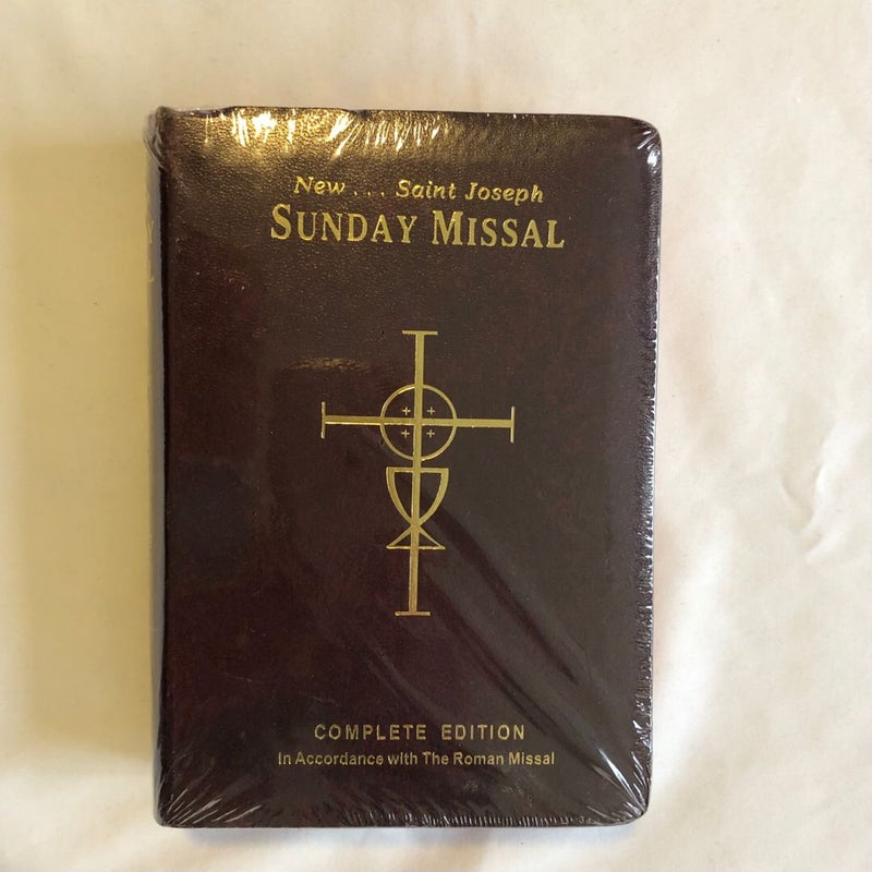 The New Saint Joseph Sunday Missal and Hymnal