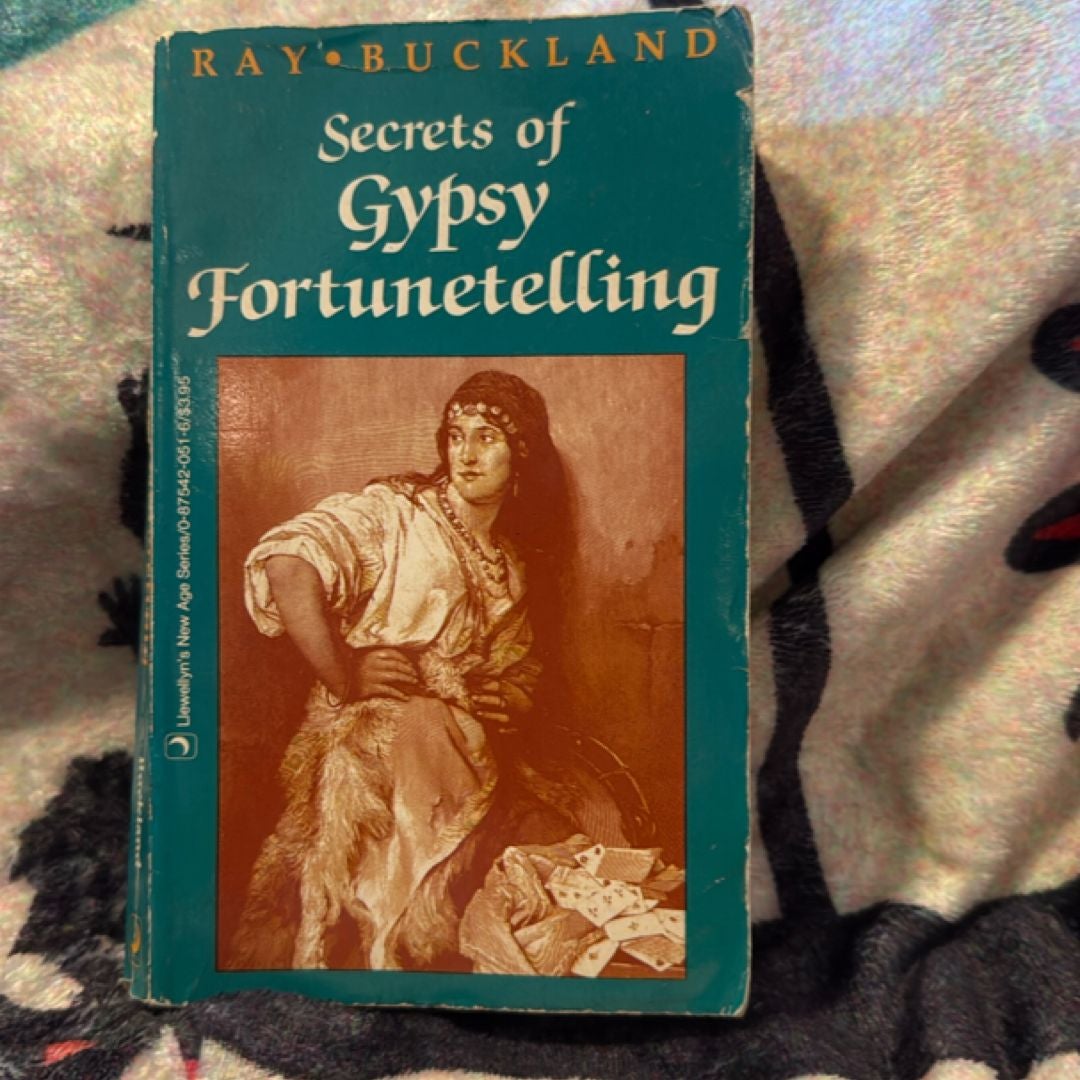 Secrets of Gypsy Fortunetelling