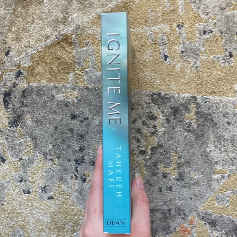 Ignite Me by Tahereh Mafi, Paperback | Pangobooks