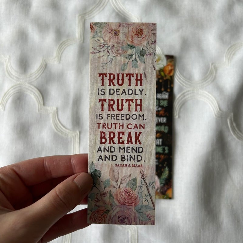 Sarah J. Maas bookmarks
