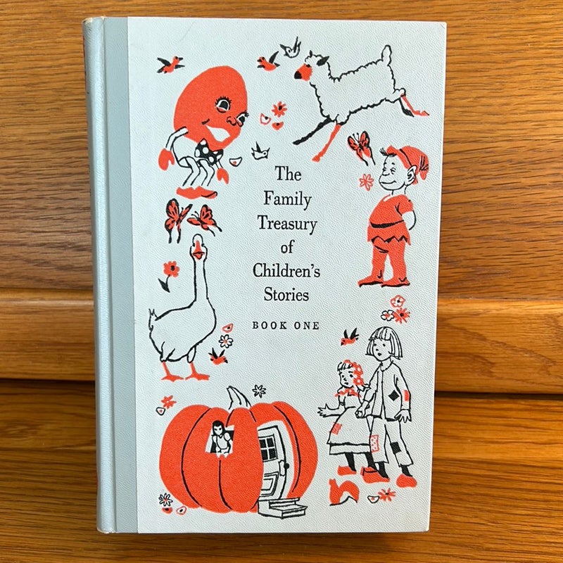 The Family Treasury of Children’s Stories 