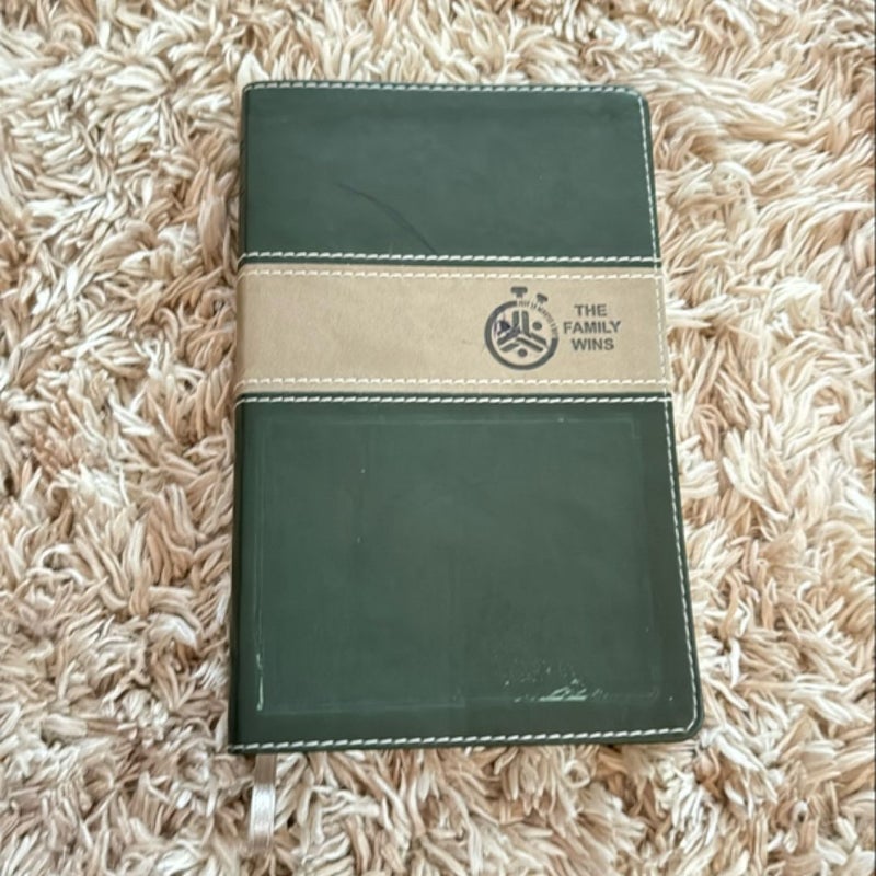 The Family Wins New Testament Devotional