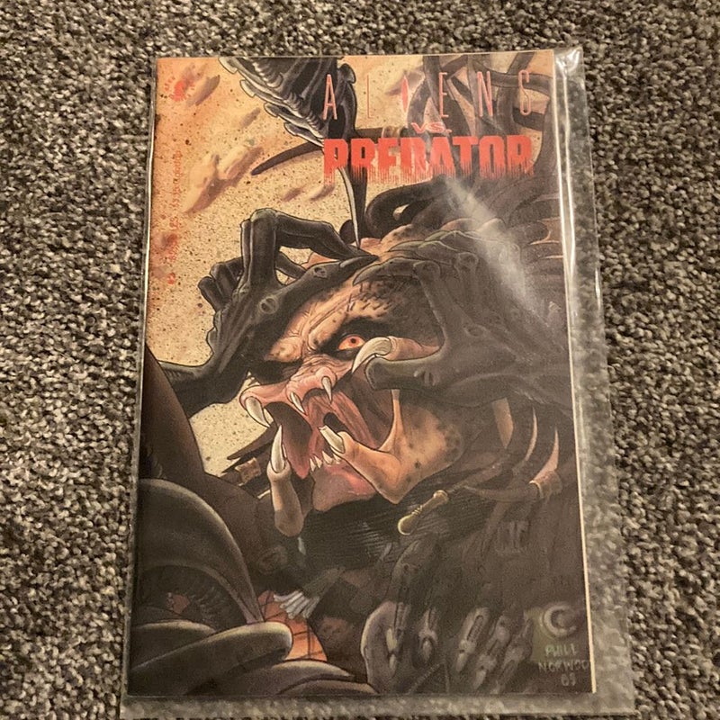 Alien vs Predator Comic Book