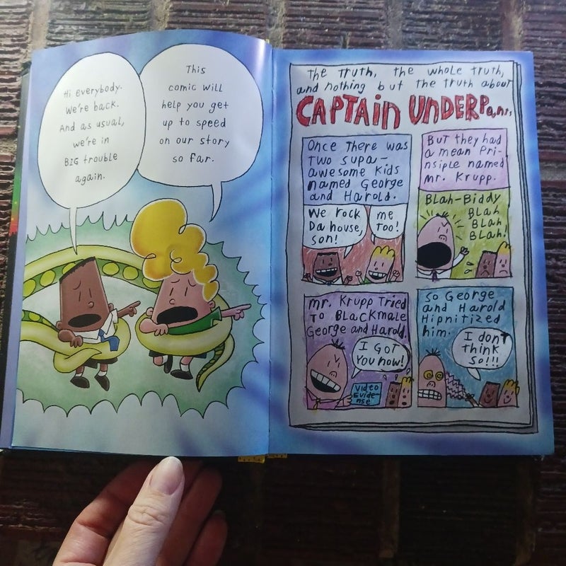 Captain Underpants and the Tyrannical Retaliation of the Turbo Toilet 2000: Color Edition (Captain Underpants #11)