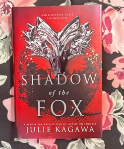 Shadow of the Fox (Owlcrate Exclusive)