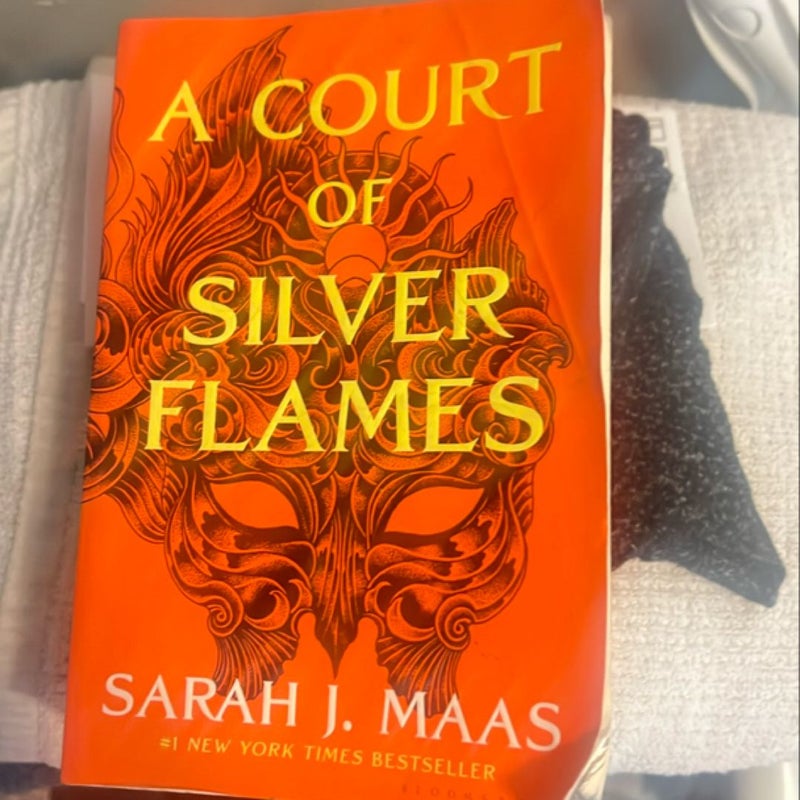 A Court of Silver Flames