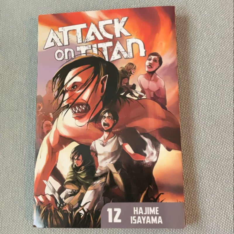 Attack on Titan 12